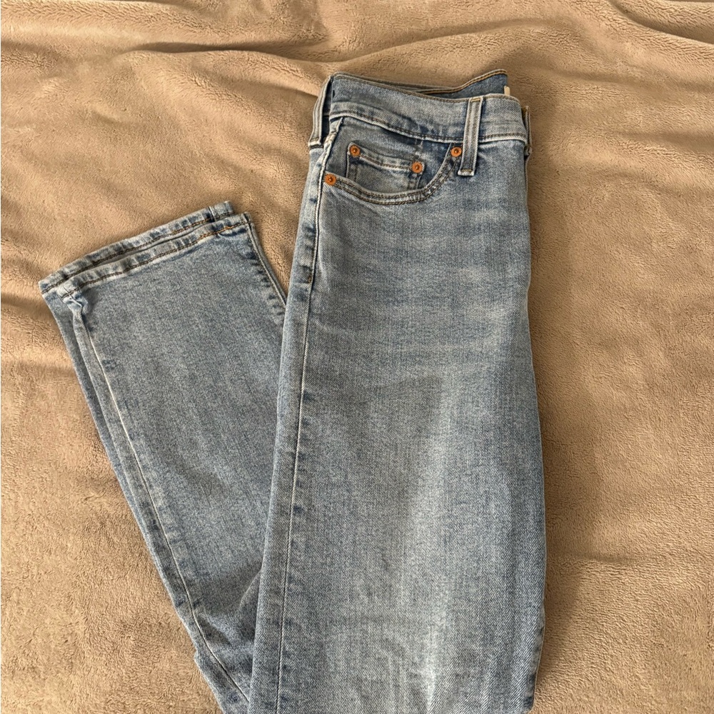 Levi's Women's Wedgie Jeans - Light Blue